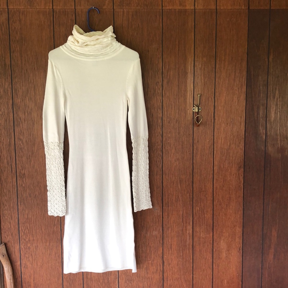 Moda International fitted off white midi dress.